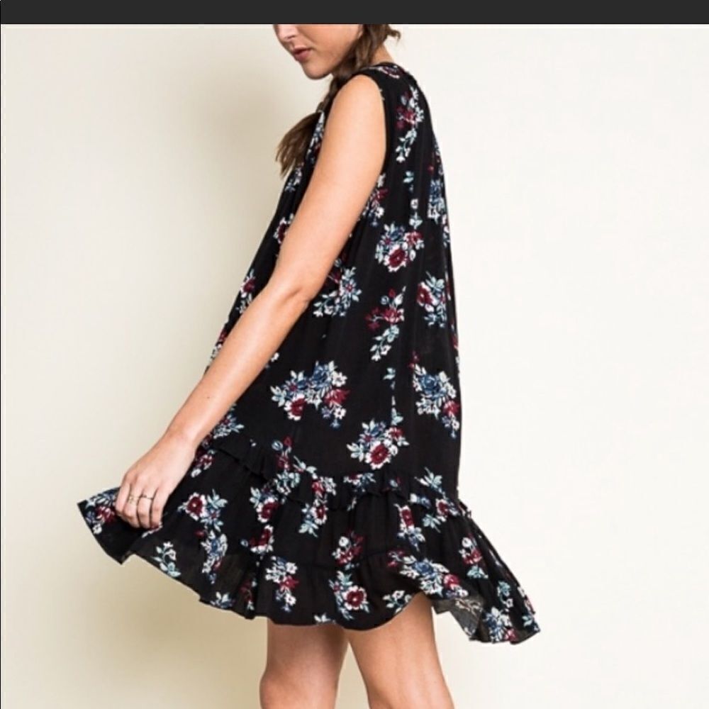NWT Hayden Los Angeles High Low Dress Black Floral Bohemian Casual Loose Comfy M